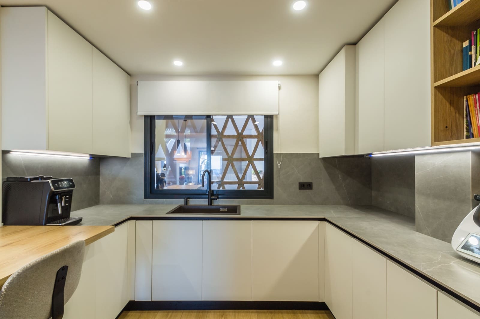 3 makuuhuone Huoneisto myytävänä paikassa La Herradura mukana uima-altaan 
autotalli - 480 000 € (Ref: 9528819)