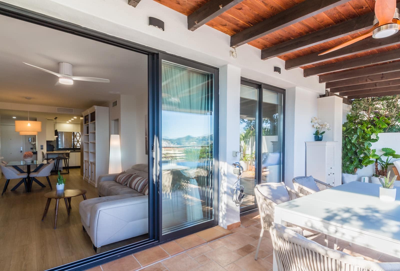 3 makuuhuone Huoneisto myytävänä paikassa La Herradura mukana uima-altaan 
autotalli - 480 000 € (Ref: 9528819)