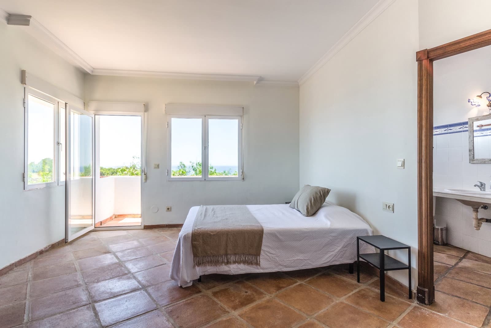 7 bedroom Villa for sale in Almunecar with pool garage - € 930,000 (Ref: 9672764)