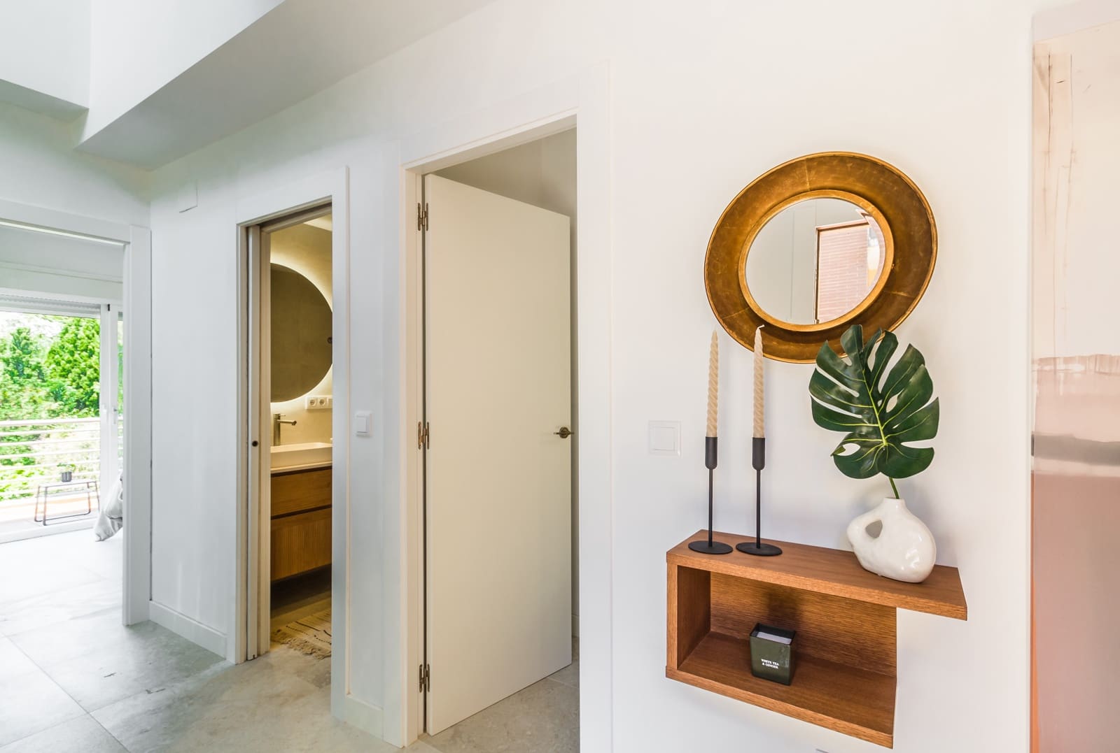Apartamento de 2 habitaciones en Almuñécar en alquiler con piscina garaje - 1.075 € (Ref: 9912356)