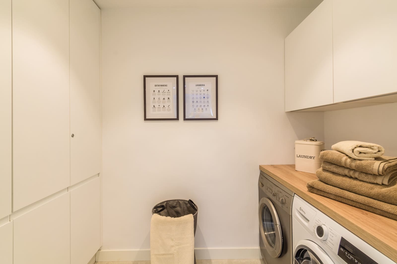 Apartamento de 2 habitaciones en Almuñécar en alquiler con piscina garaje - 1.075 € (Ref: 9912356)