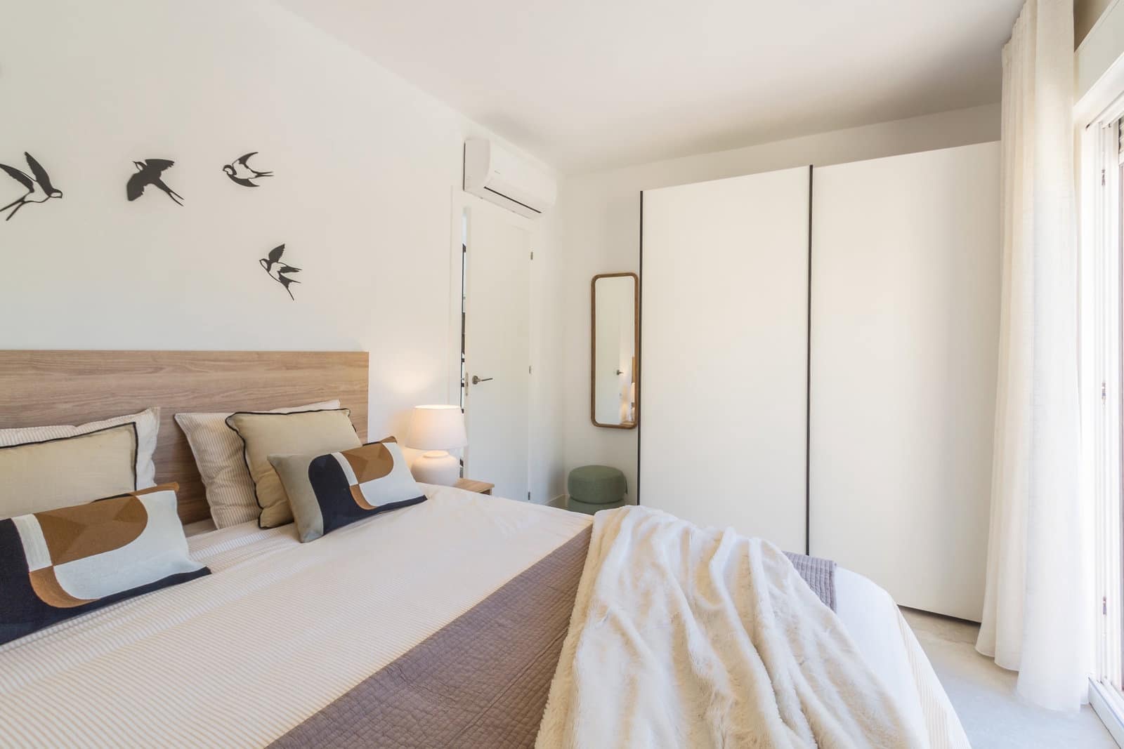 2 bedroom Apartment for rent in Almunecar with pool garage - € 1,250 (Ref: 9912356)