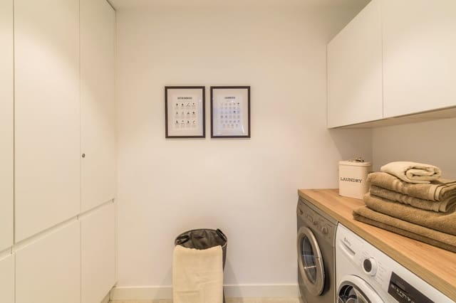 2 slaapkamer Appartement te huur in Almuñécar met zwembad garage - € 1.250 (Ref: 9912356)