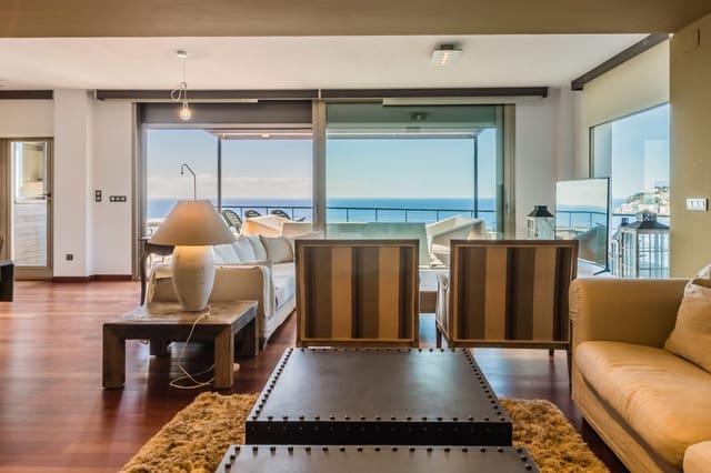 4 Zimmer Villa zu verkaufen in Almuñécar mit Pool Garage - 875.000 € (Ref: 9950855)