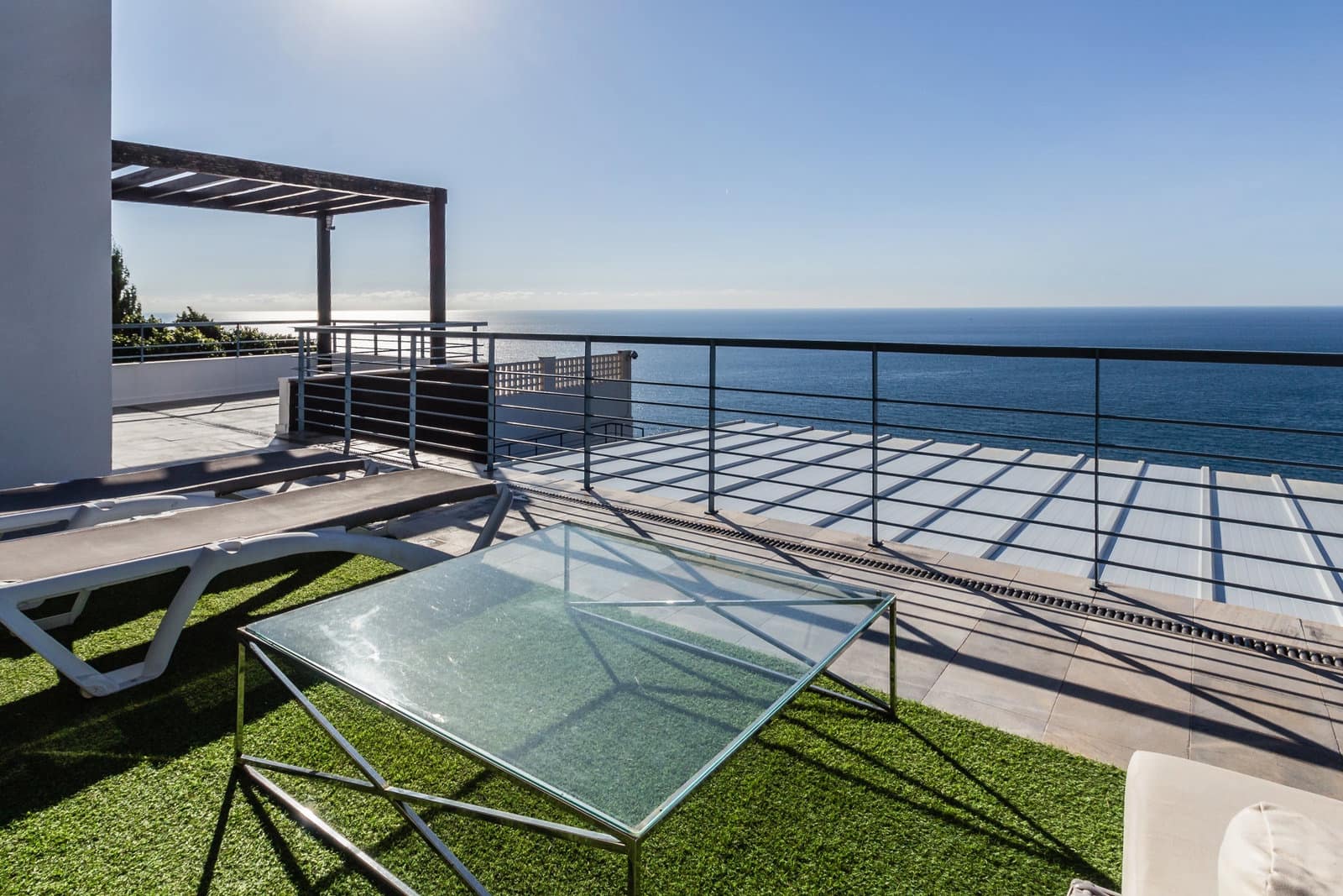 4 bedroom Villa for sale in Almunecar with pool garage - € 875,000 (Ref: 9950855)