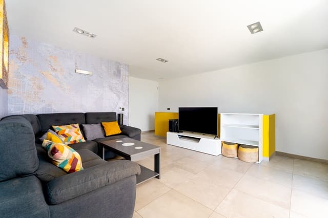 3 soveværelse Villa til salg i La Zubia med garage - € 449.000 (Ref: 9978041)