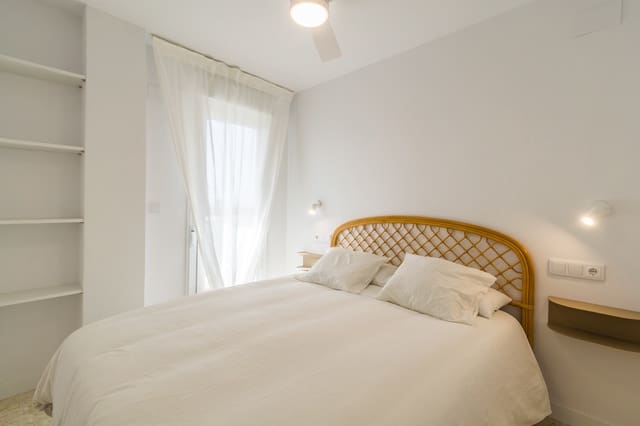 Apartamento de 2 habitaciones en Almuñécar en alquiler con piscina - 750 € (Ref: 9979236)