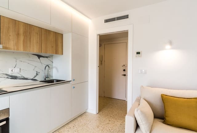 Apartamento de 2 habitaciones en Almuñécar en alquiler con piscina - 750 € (Ref: 9979236)