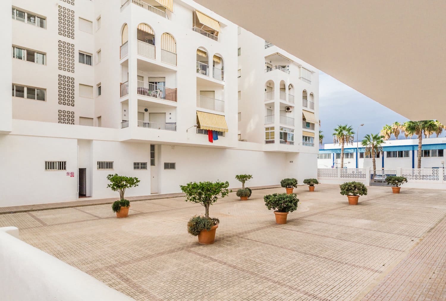 2 slaapkamer Appartement te huur in Almunecar met zwembad - € 750 (Ref: 9979236)