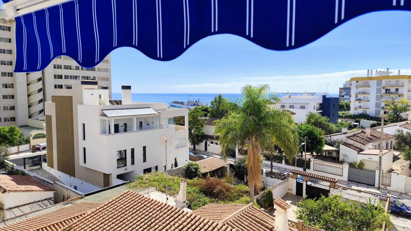 1 bedroom Apartment for sale in Torremolinos with pool - € 211,000 (Ref: 9458532)