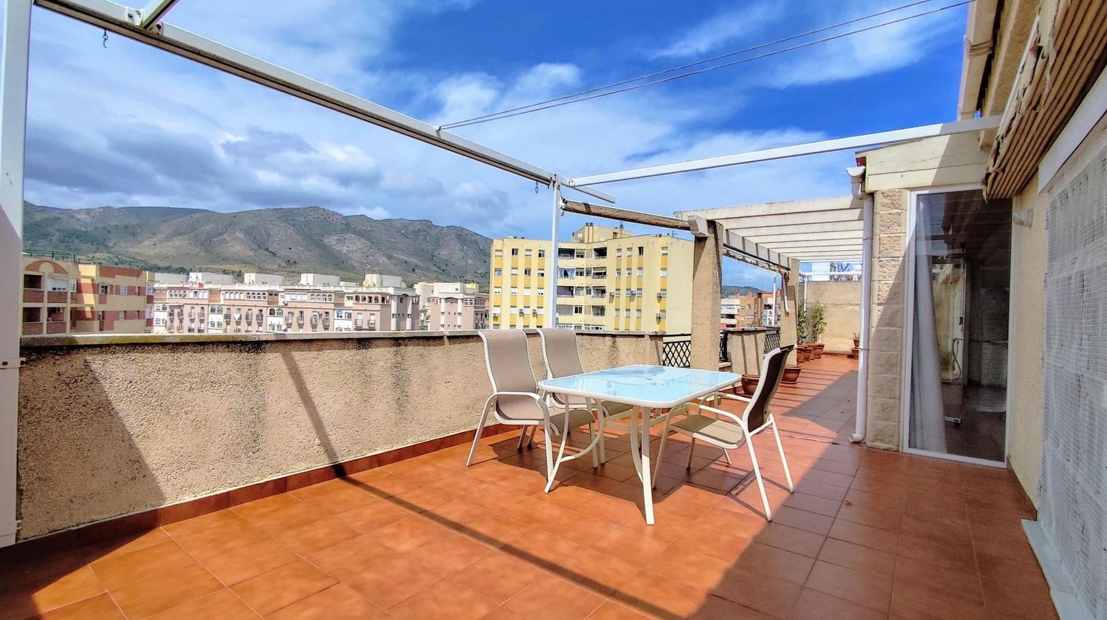 Ático de 4 habitaciones en Torremolinos en venta con garaje - 549.000 € (Ref: 9458534)