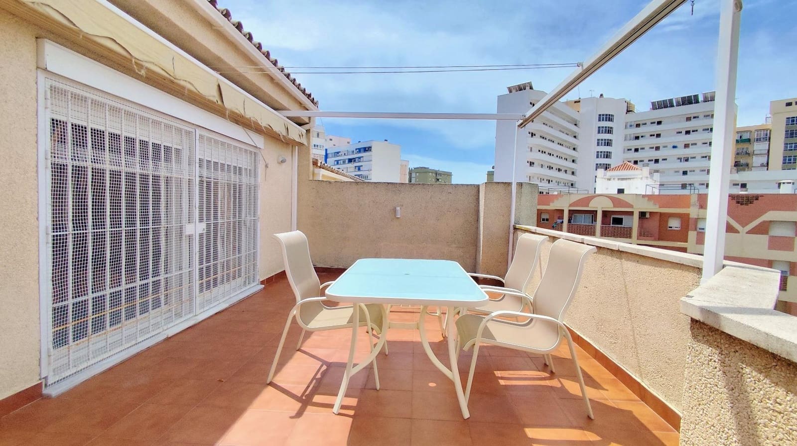 Ático de 4 habitaciones en Torremolinos en venta con garaje - 549.000 € (Ref: 9458534)