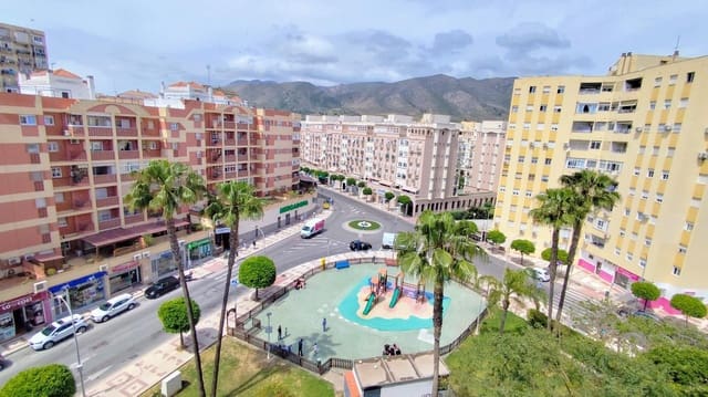 4 quarto Penthouse para venda em Torremolinos com garagem - 549 000 € (Ref: 9458534)