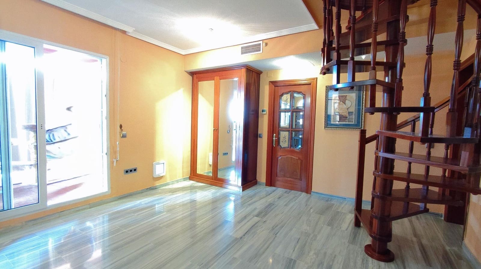 4 bedroom Penthouse for sale in Torremolinos with garage - € 549,000 (Ref: 9458535)