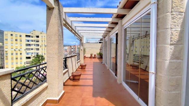 4 bedroom Penthouse for sale in Torremolinos with garage - € 549,000 (Ref: 9458535)