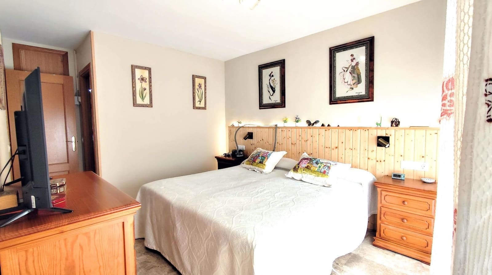 4 slaapkamer Rijtjeshuis te koop in Malaga stad met zwembad garage - € 444.000 (Ref: 9458536)