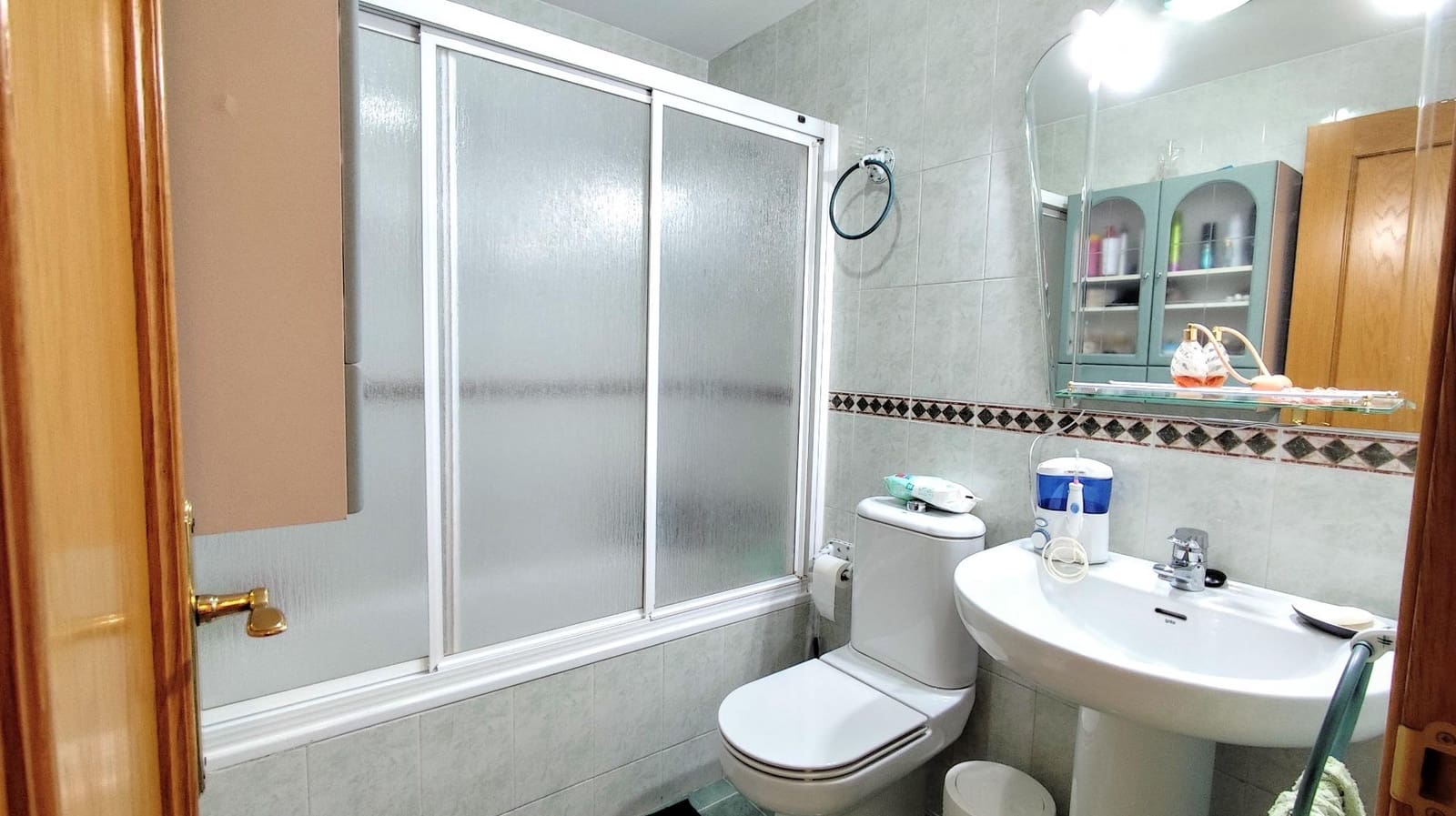 4 slaapkamer Rijtjeshuis te koop in Malaga stad met zwembad garage - € 444.000 (Ref: 9458536)