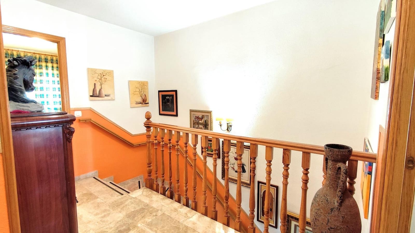 4 slaapkamer Rijtjeshuis te koop in Malaga stad met zwembad garage - € 444.000 (Ref: 9458536)