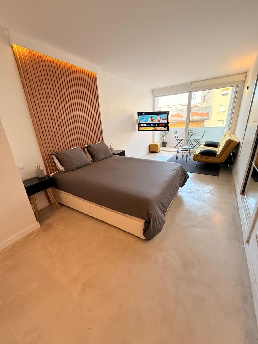 Studio for sale in Torremolinos - € 218,000 (Ref: 9458541)