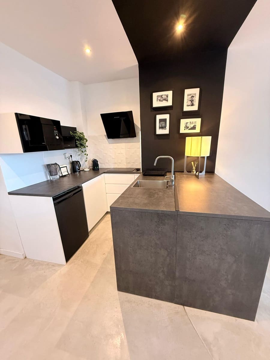 Studio for sale in Torremolinos - € 218,000 (Ref: 9458541)