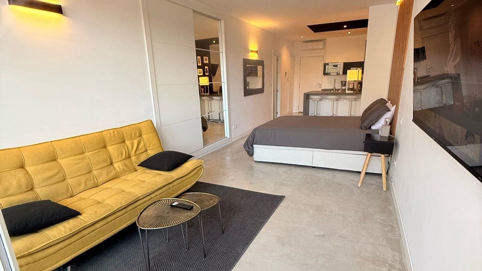 Studio for sale in Torremolinos - € 218,000 (Ref: 9458541)