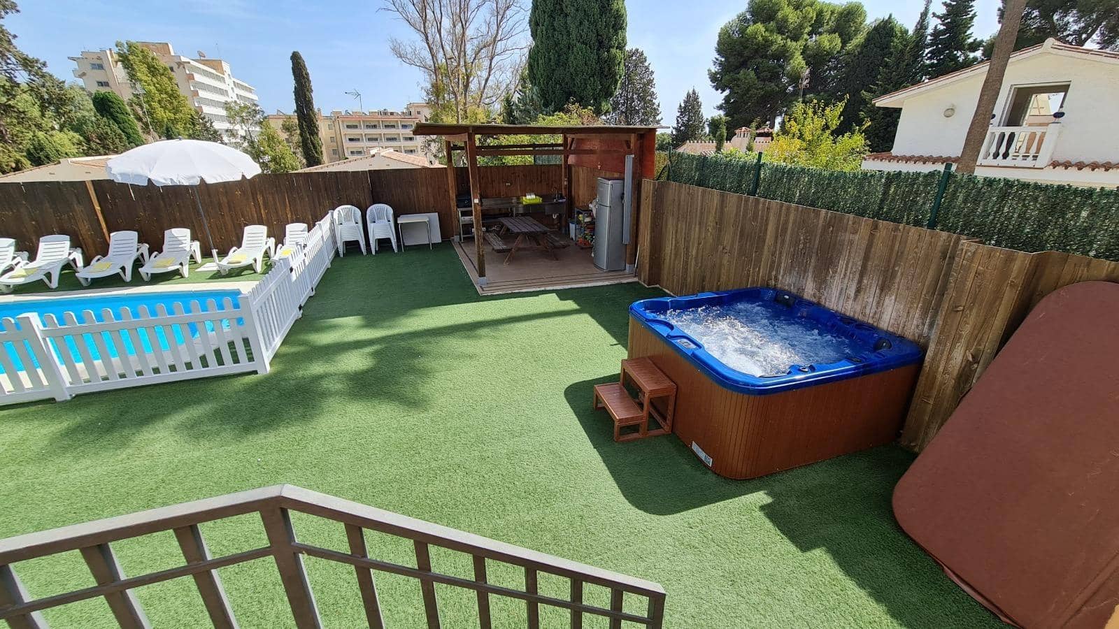 5 bedroom Villa for sale in Torremolinos with pool garage - € 990,000 (Ref: 9458543)