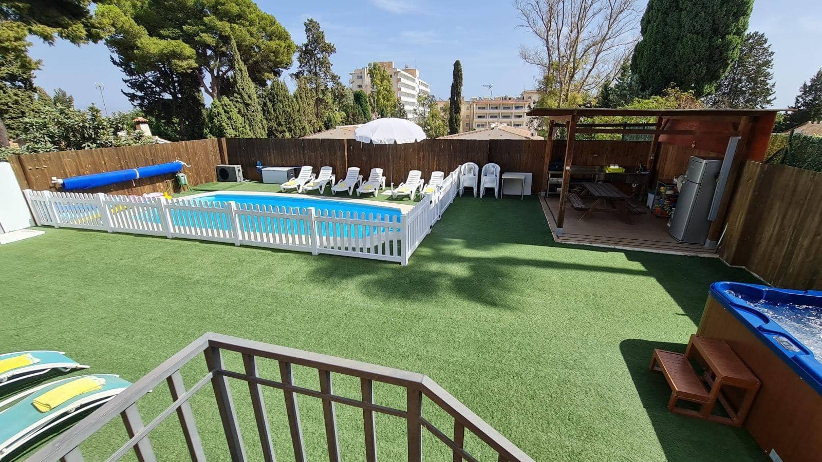 5 bedroom Villa for sale in Torremolinos with pool garage - € 990,000 (Ref: 9458543)