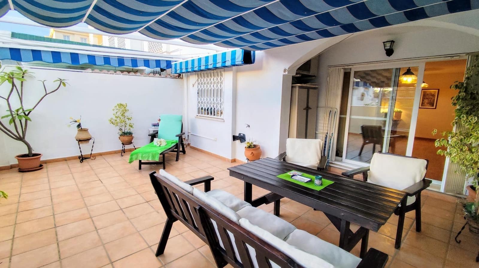 2 bedroom Flat for sale in Torremolinos with pool garage - € 339,000 (Ref: 9458545)