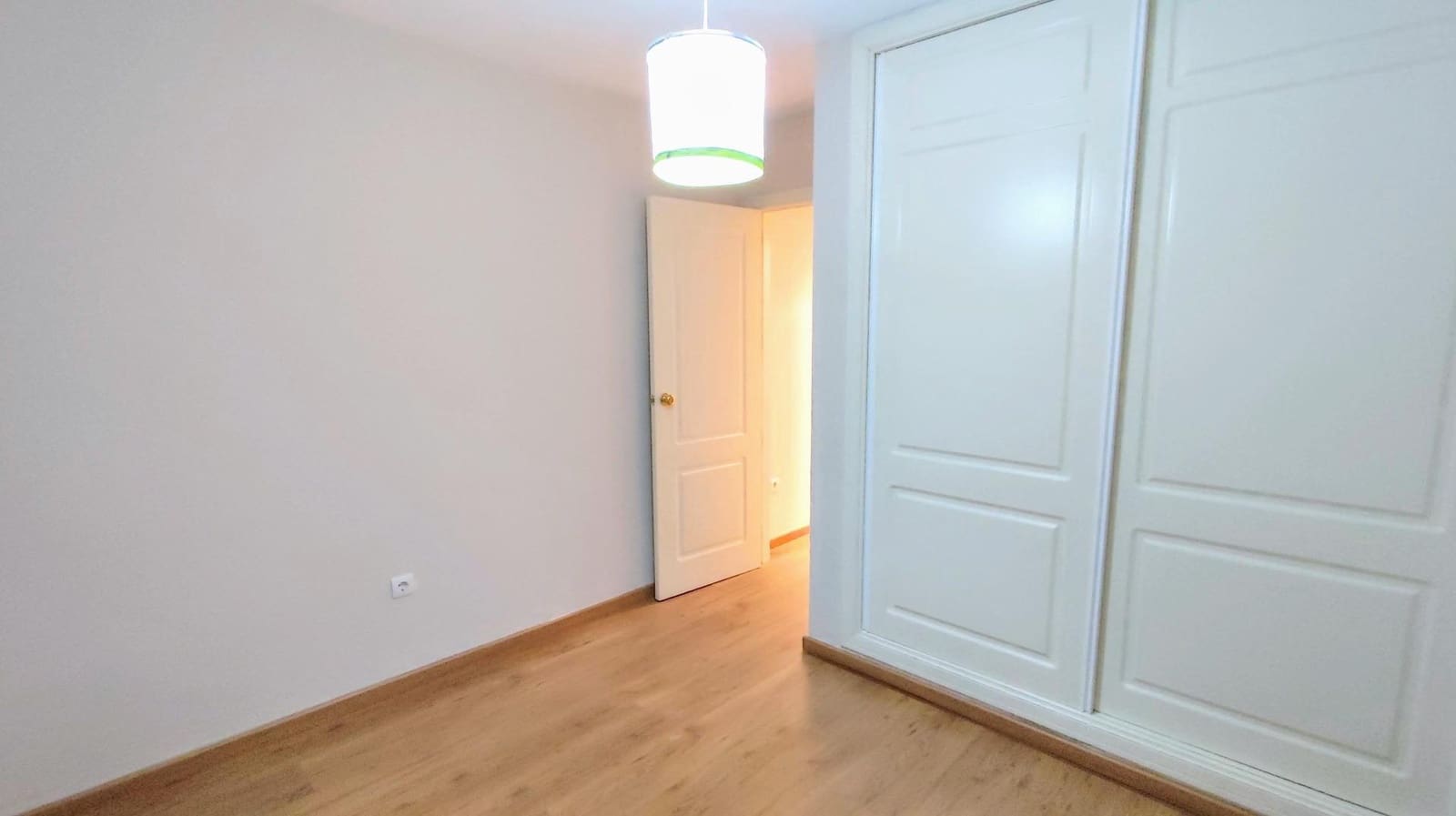 2 bedroom Flat for sale in Torremolinos with pool garage - € 339,000 (Ref: 9458545)