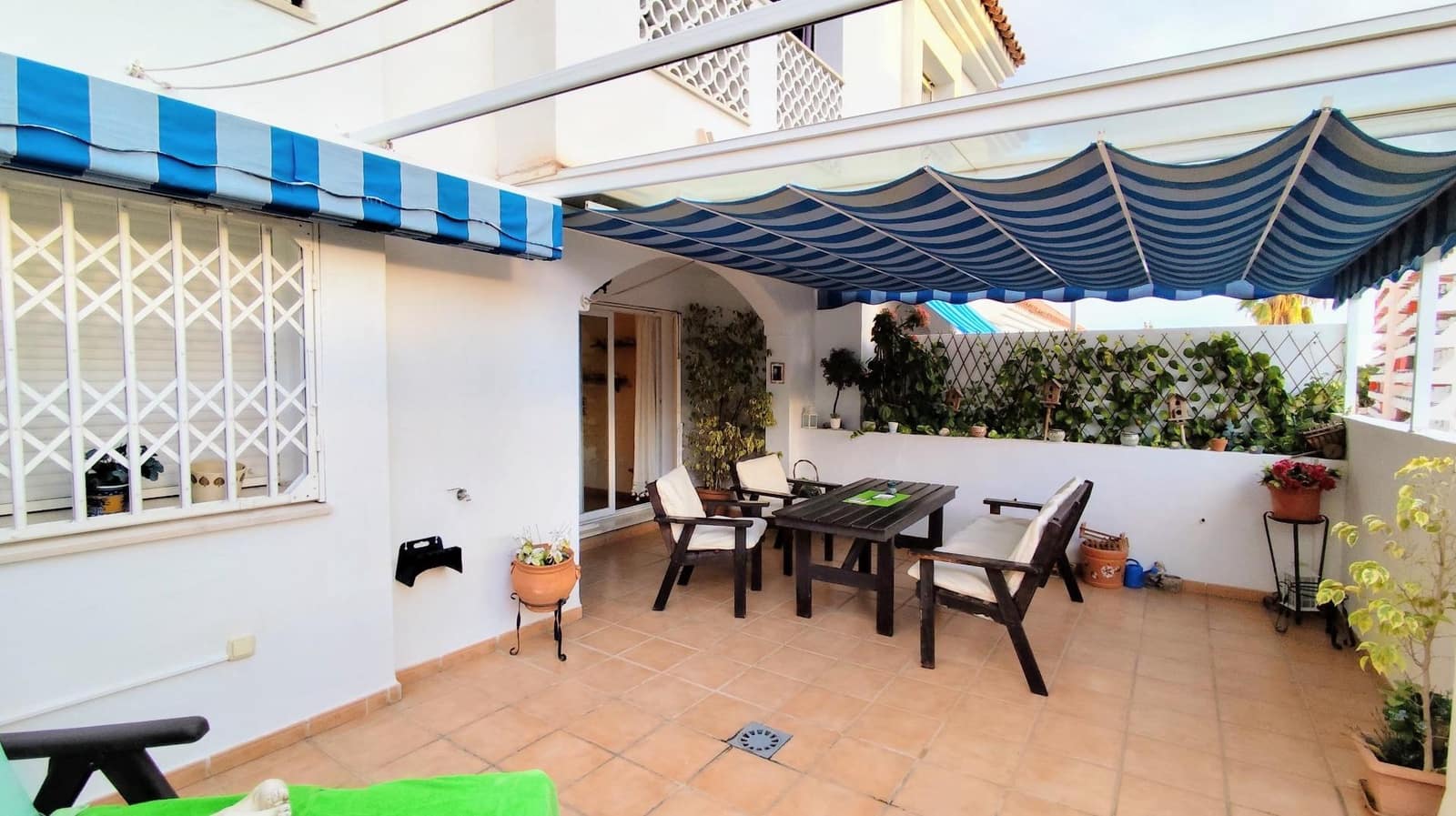 2 bedroom Flat for sale in Torremolinos with pool garage - € 339,000 (Ref: 9458545)