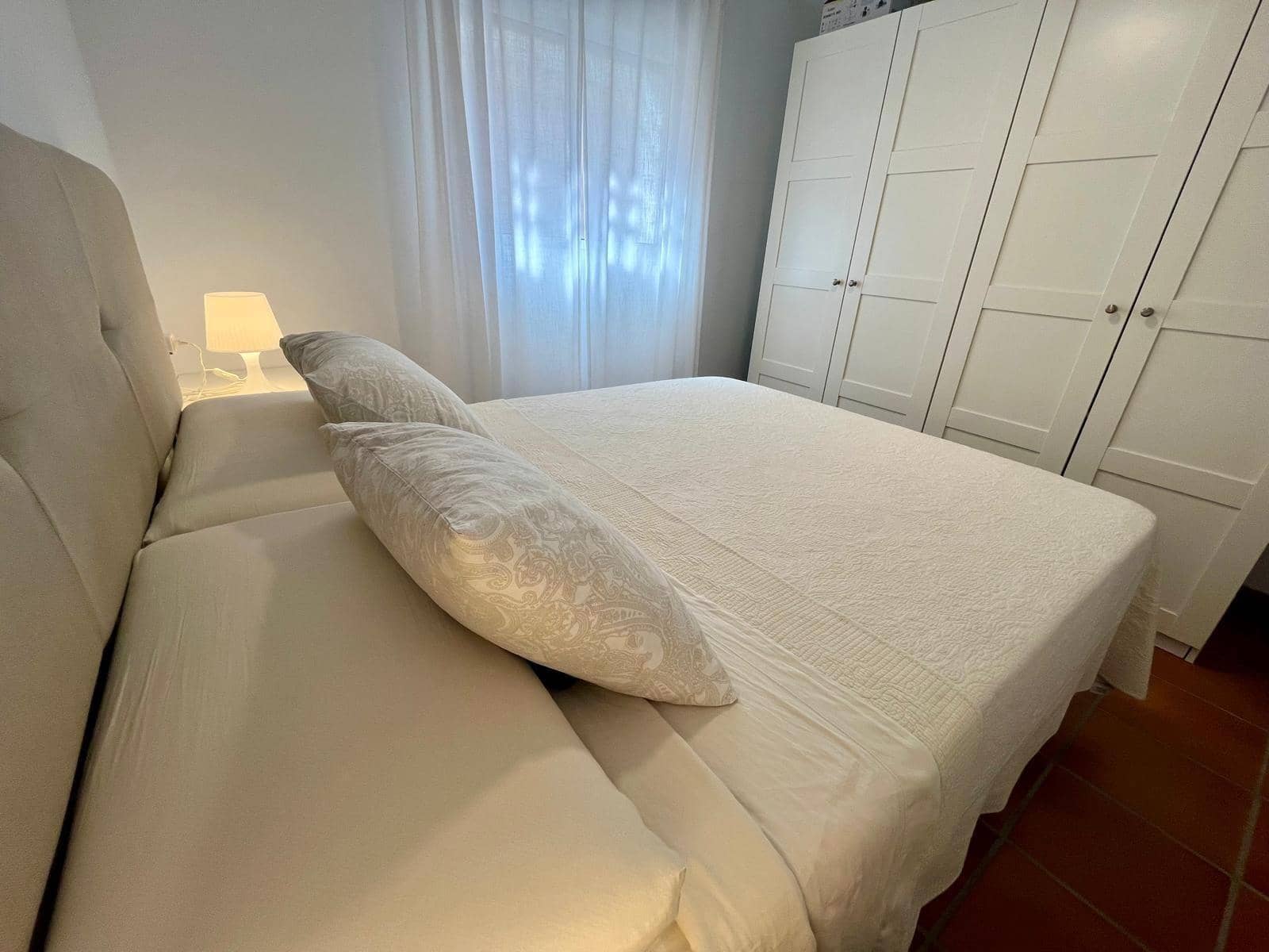 2 bedroom Beach Apartment for sale in Torremolinos with pool - € 396,000 (Ref: 9458546)