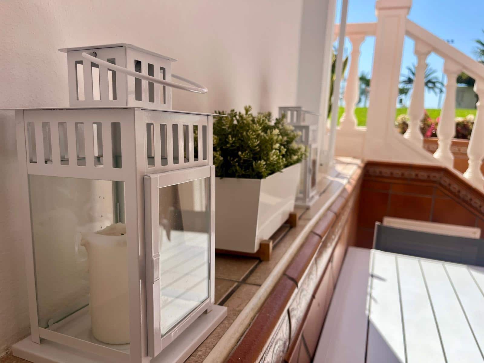 2 bedroom Beach Apartment for sale in Torremolinos with pool - € 396,000 (Ref: 9458546)