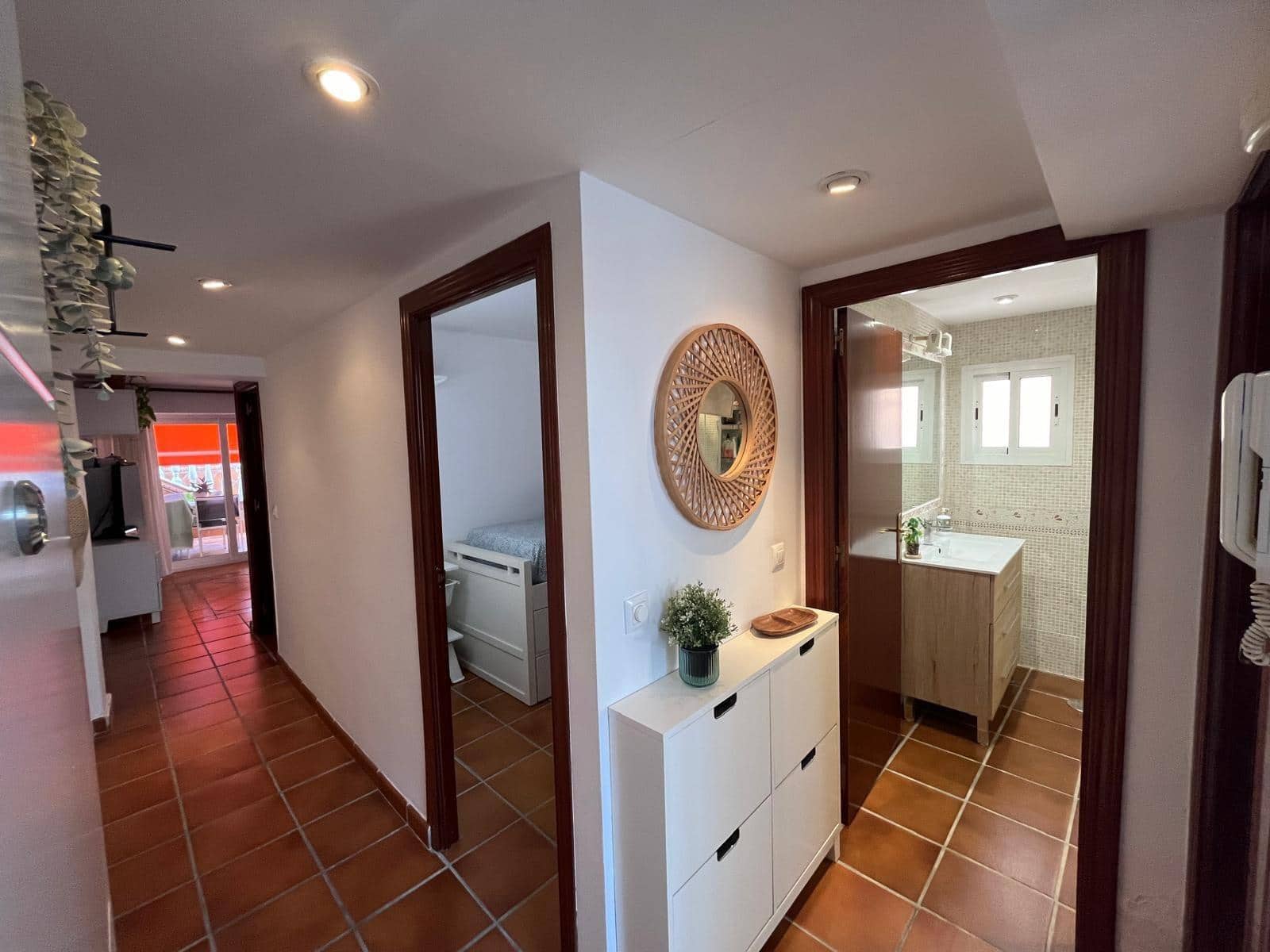 2 bedroom Beach Apartment for sale in Torremolinos with pool - € 396,000 (Ref: 9458546)