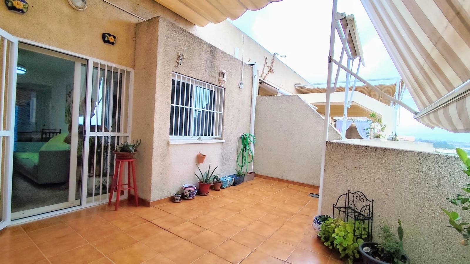 2 bedroom Penthouse for sale in Torremolinos with pool - € 415,000 (Ref: 9458550)
