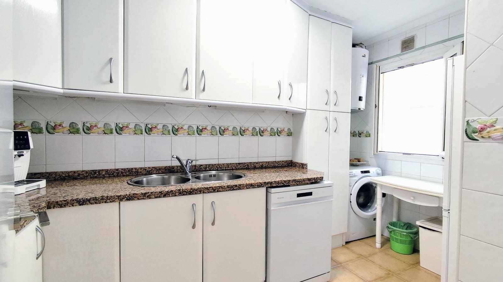 2 bedroom Penthouse for sale in Torremolinos with pool - € 415,000 (Ref: 9458550)