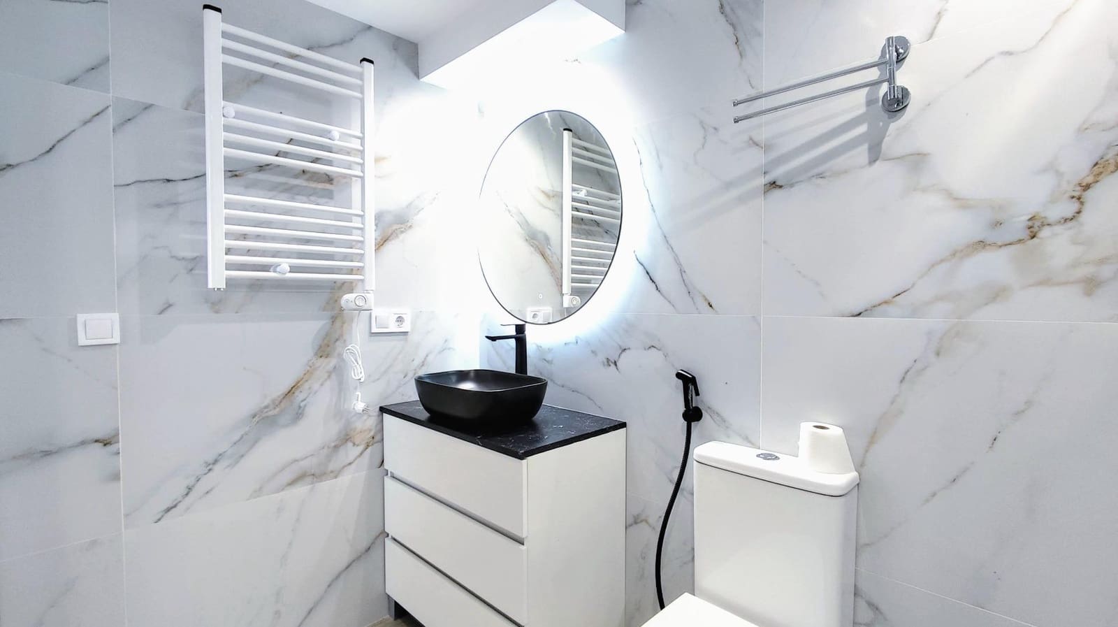 2 bedroom Penthouse for sale in Torremolinos with pool - € 415,000 (Ref: 9458550)