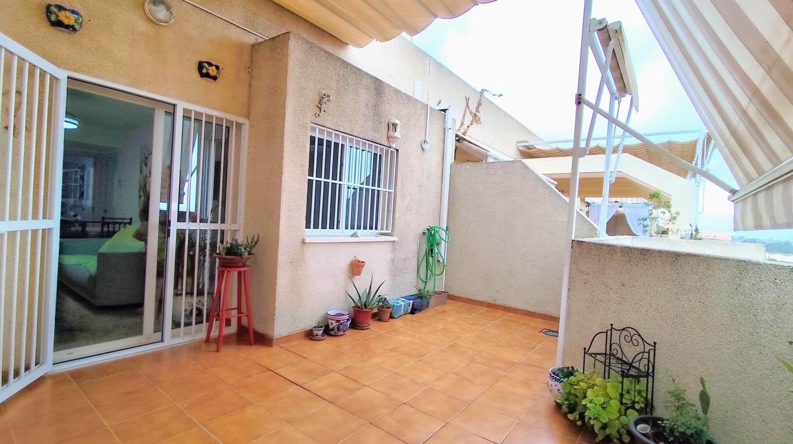 2 bedroom Penthouse for sale in Torremolinos with pool - € 415,000 (Ref: 9458550)