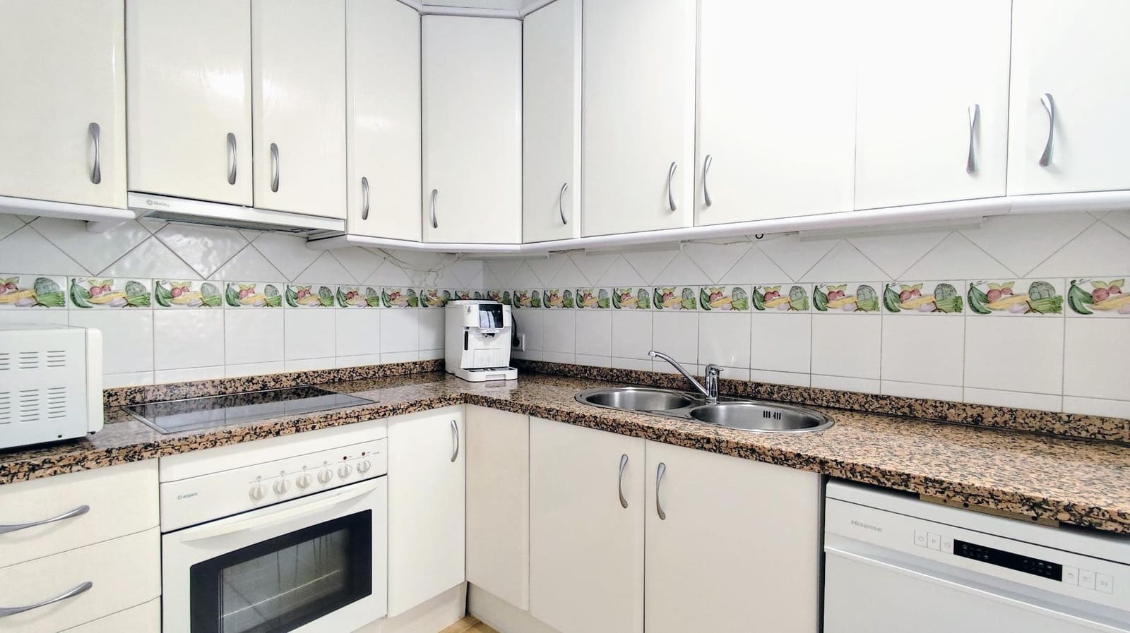 2 bedroom Penthouse for sale in Torremolinos with pool - € 415,000 (Ref: 9458550)