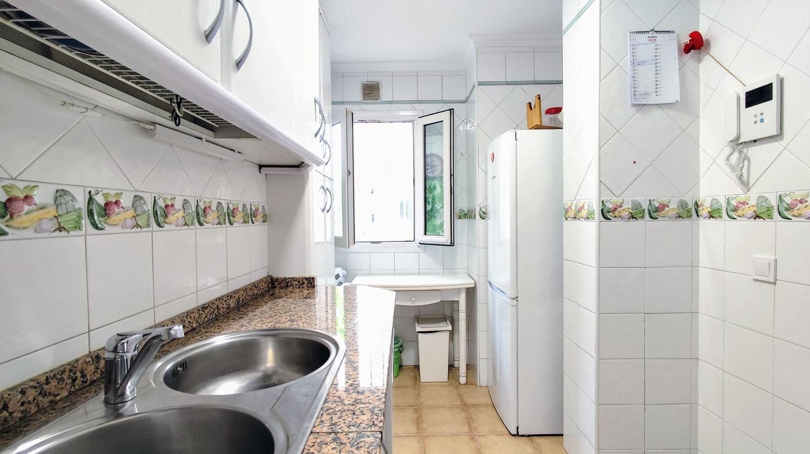 2 bedroom Penthouse for sale in Torremolinos with pool - € 415,000 (Ref: 9458550)