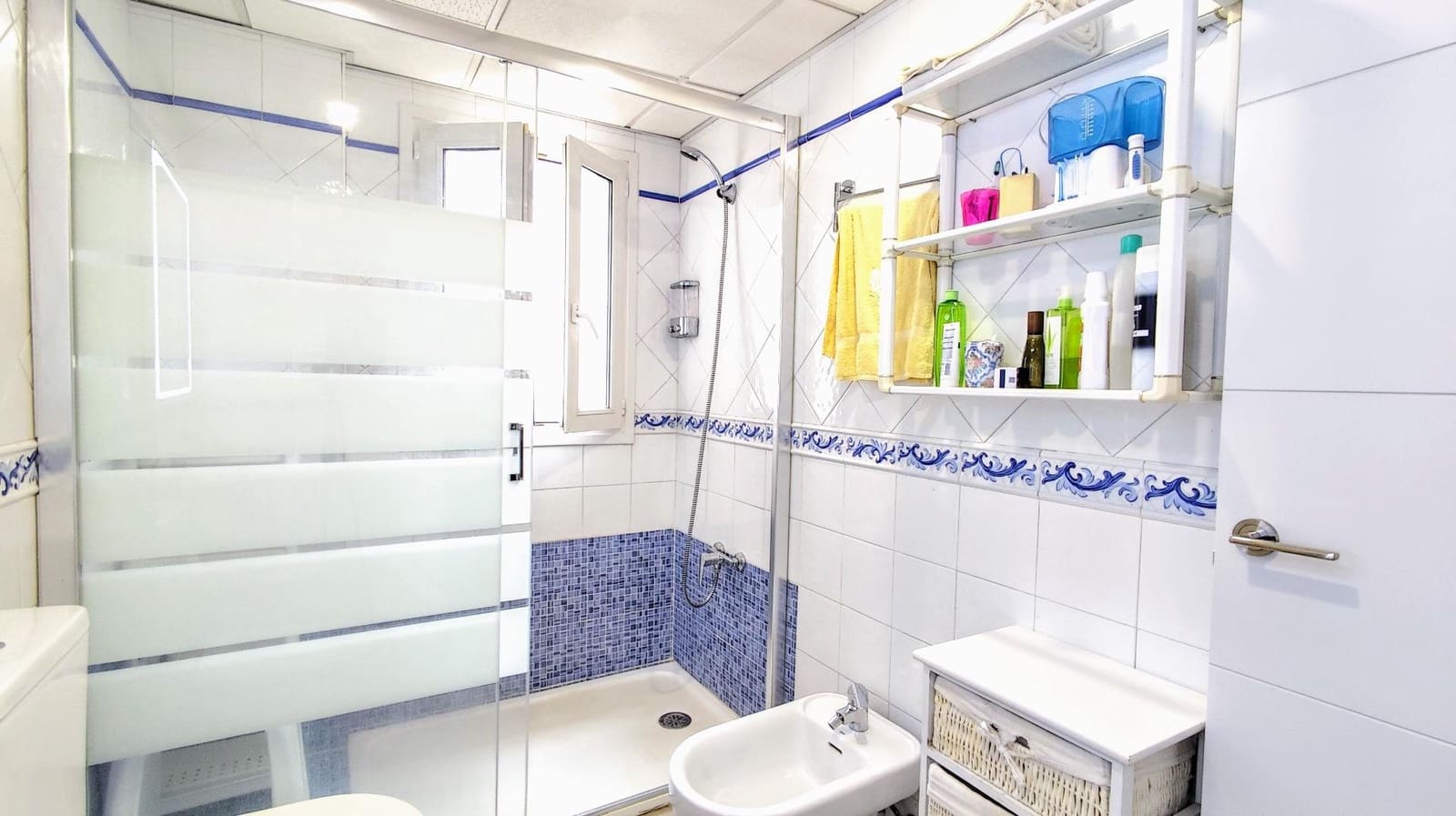 2 bedroom Penthouse for sale in Torremolinos with pool - € 415,000 (Ref: 9458550)