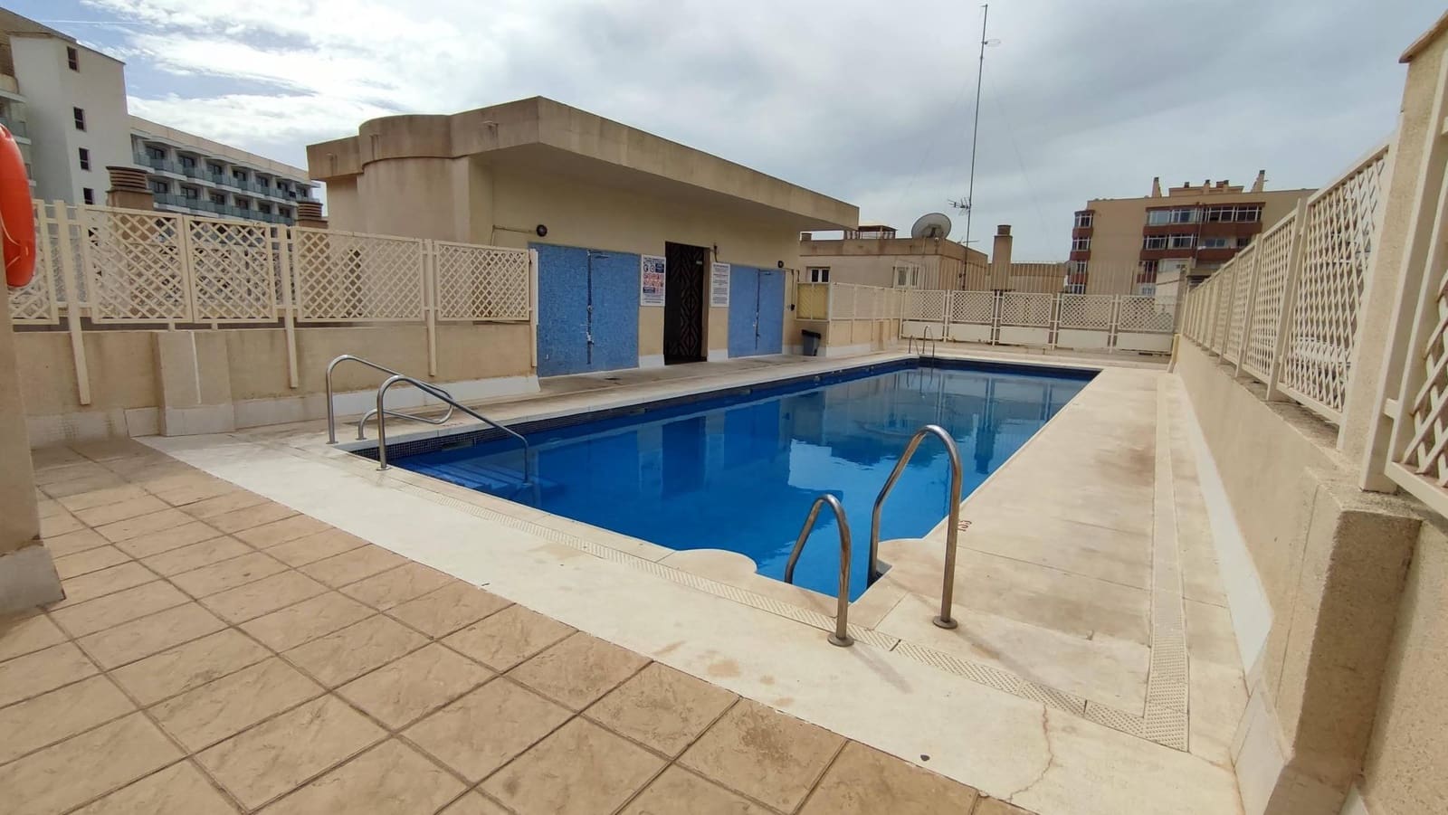 2 bedroom Penthouse for sale in Torremolinos with pool - € 415,000 (Ref: 9458550)