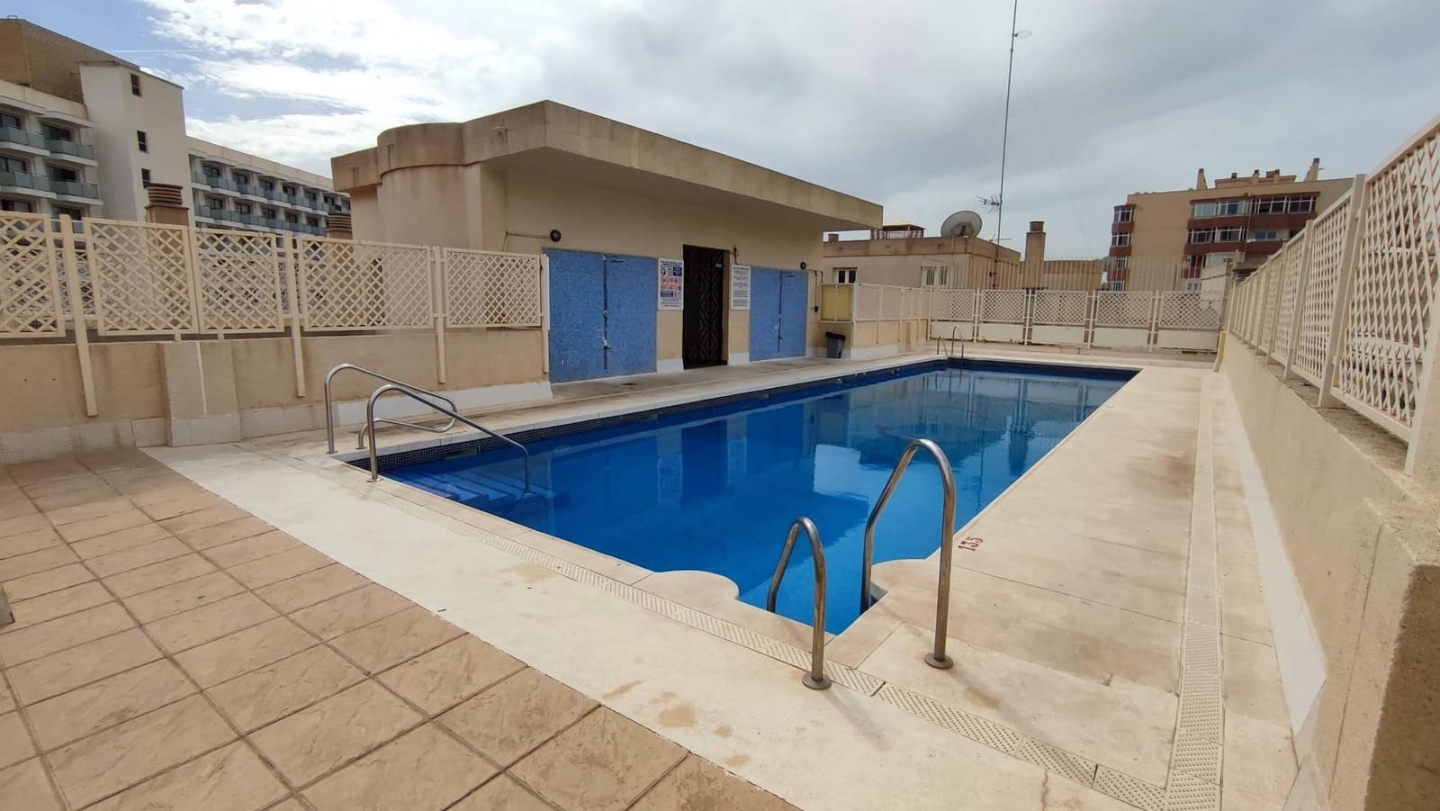 2 bedroom Penthouse for sale in Torremolinos with pool - € 415,000 (Ref: 9458550)