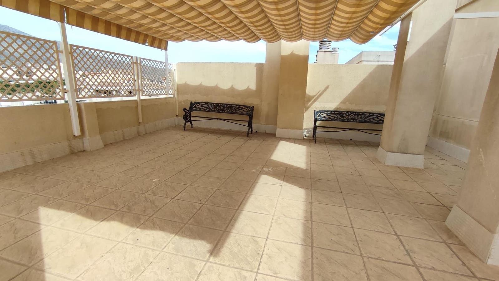 2 bedroom Penthouse for sale in Torremolinos with pool - € 415,000 (Ref: 9458550)