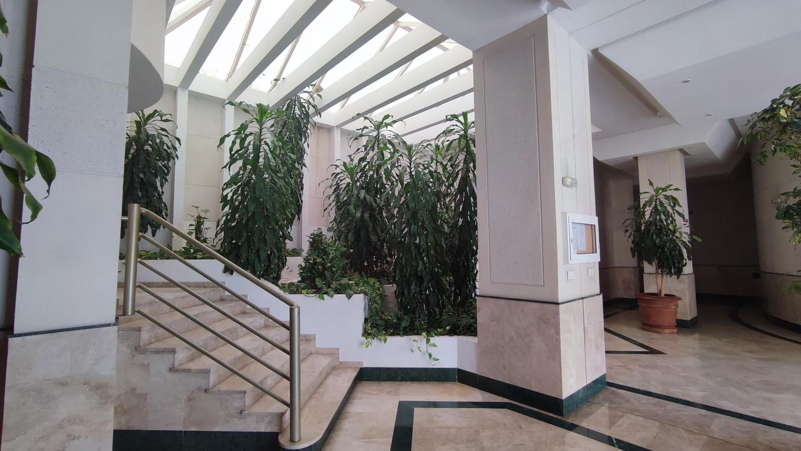 2 bedroom Penthouse for sale in Torremolinos with pool - € 415,000 (Ref: 9458550)