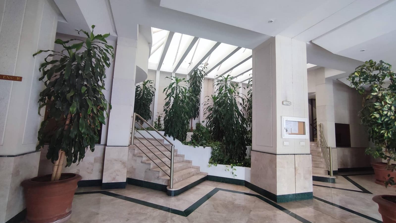 2 bedroom Penthouse for sale in Torremolinos with pool - € 415,000 (Ref: 9458550)