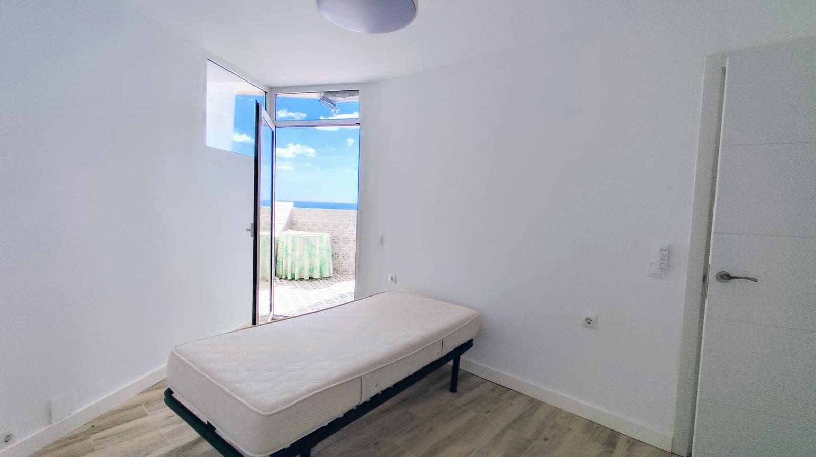 Ático de 2 habitaciones en Torremolinos en venta con piscina - 365.000 € (Ref: 9458551)