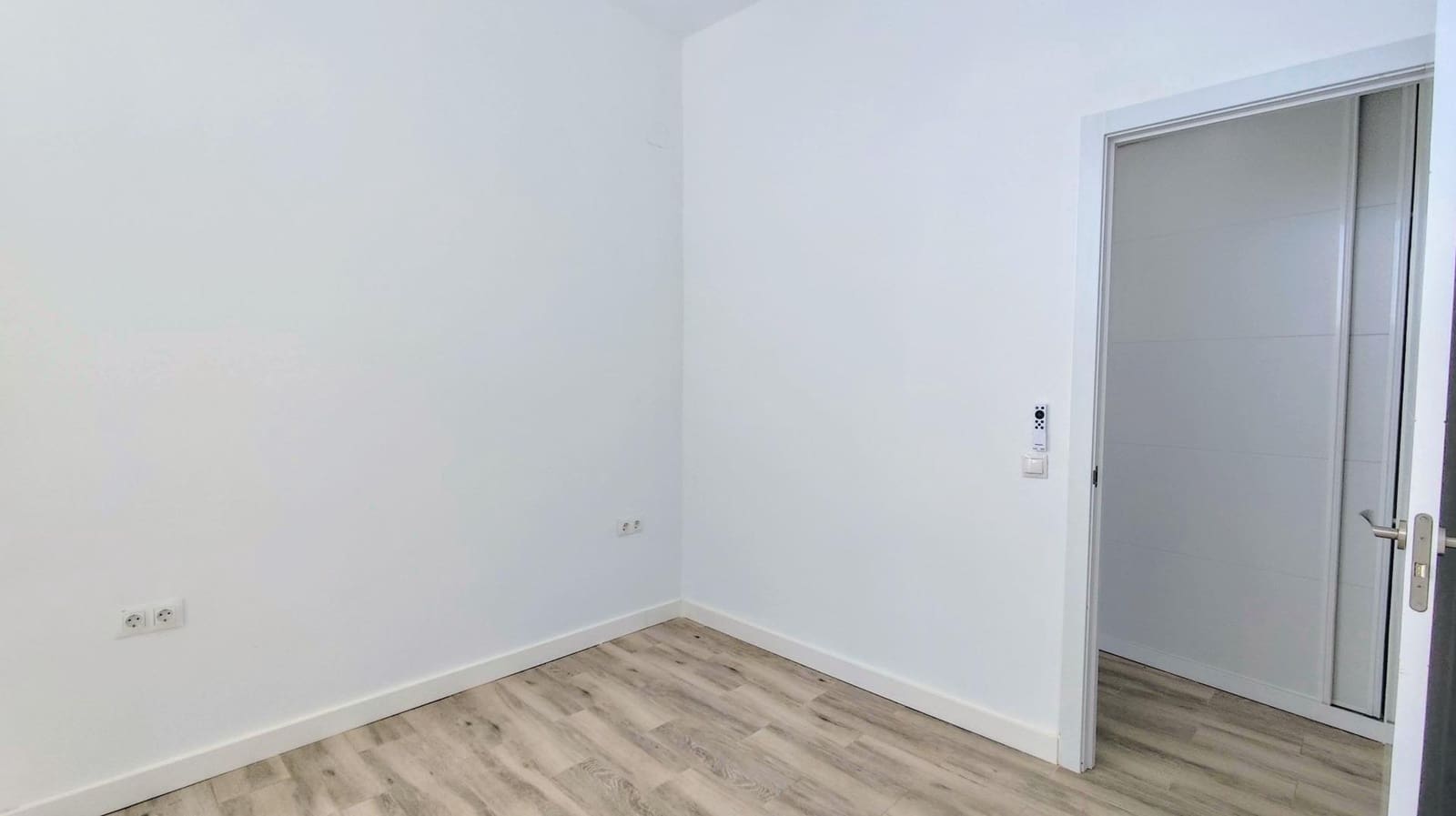 Ático de 2 habitaciones en Torremolinos en venta con piscina - 365.000 € (Ref: 9458551)