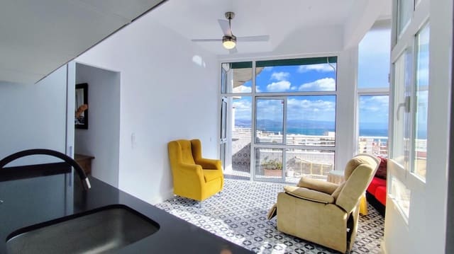 Ático de 2 habitaciones en Torremolinos en venta con piscina - 365.000 € (Ref: 9458551)