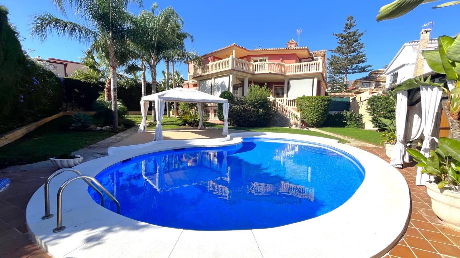5 bedroom Villa for sale in Torremolinos with pool garage - € 1,545,000 (Ref: 9458552)