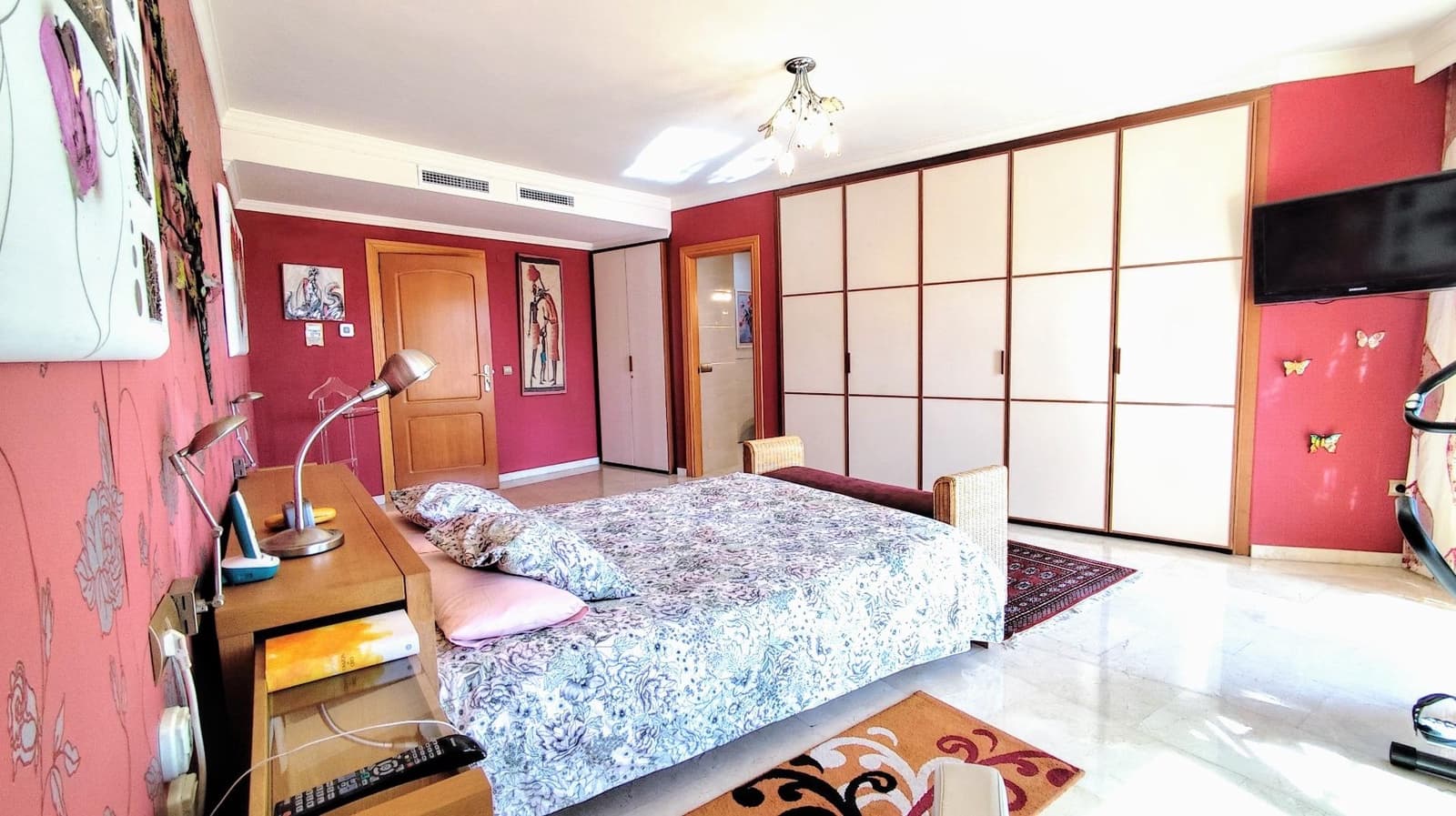 5 bedroom Villa for sale in Torremolinos with pool garage - € 1,545,000 (Ref: 9458552)